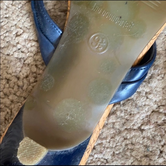 Navy and chestnut sandals - Picture 13 of 15